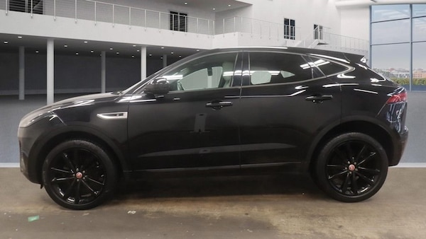 Used Jaguar E-Pace 2018 for sale - 76210607: Photo 6