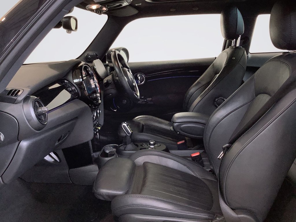 Used MINI Hatch 2022 for sale - 77810059: Photo 12