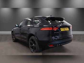 Used Jaguar F-Pace 2019 for sale - 79358962: Photo
