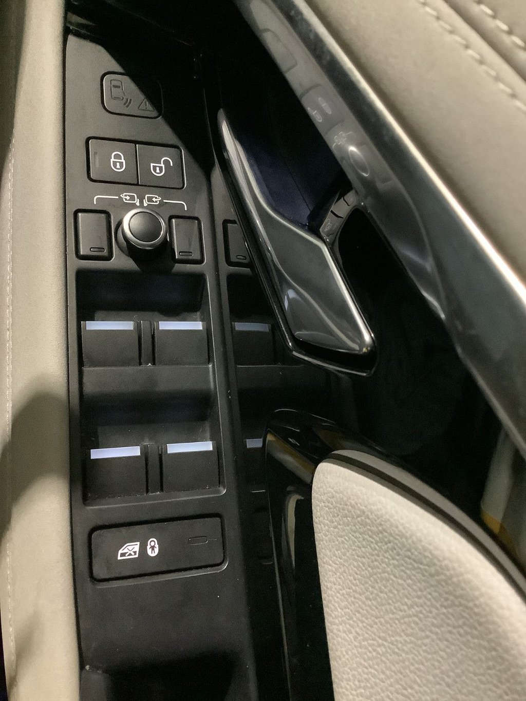 Used Land Rover Range Rover Evoque 2019 for sale - 77139571: Photo 27