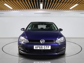 Used Volkswagen Golf 2017 for sale - 75952848: Photo