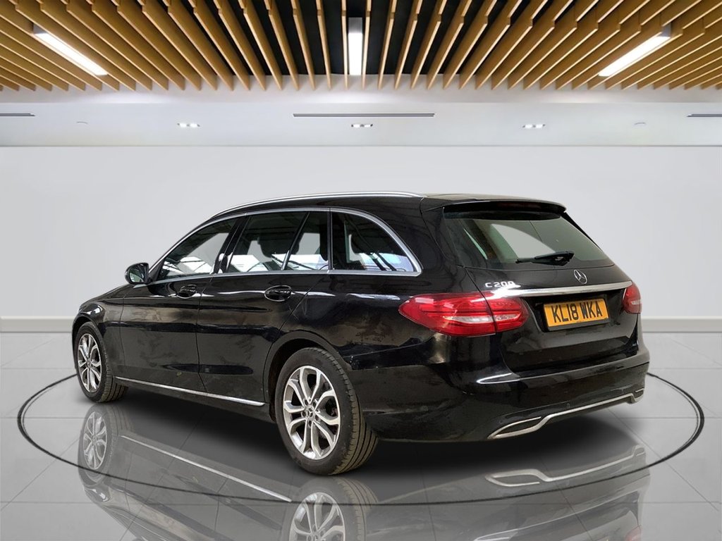 Used Mercedes-Benz C Class 2018 for sale - 77910983: Photo 6