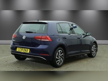 Used Volkswagen Golf 2019 for sale - 78181294: Photo