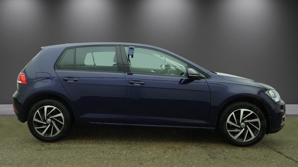 Used Volkswagen Golf 2019 for sale - 78181294: Photo 5