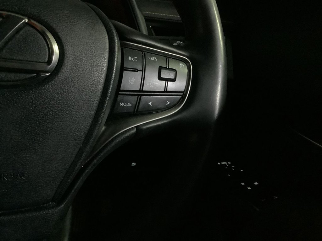 Used Lexus UX 2023 for sale - 76950304: Photo 19