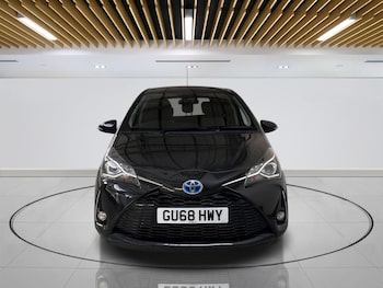 Used Toyota Yaris 2018 for sale - 79350574: Photo