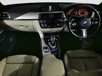 Used BMW 4 Series 2022 for sale - 77981472: Photo