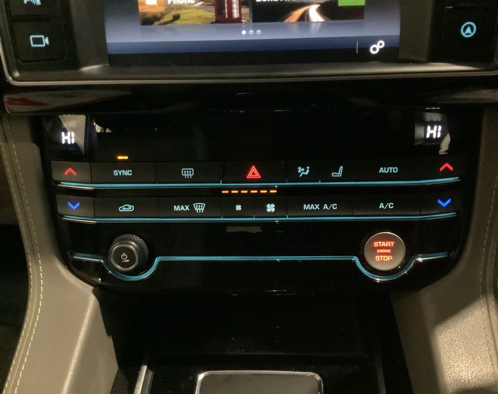 Used Jaguar F-Pace 2018 for sale - 76954023: Photo 21