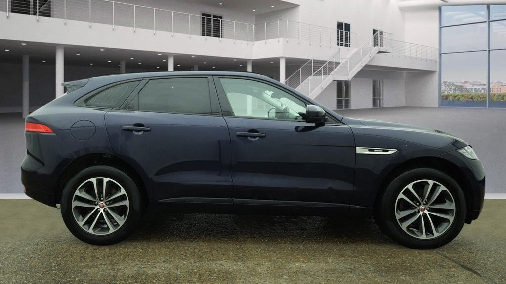 Used Jaguar F-Pace 2018 for sale - 77452294: Photo 5