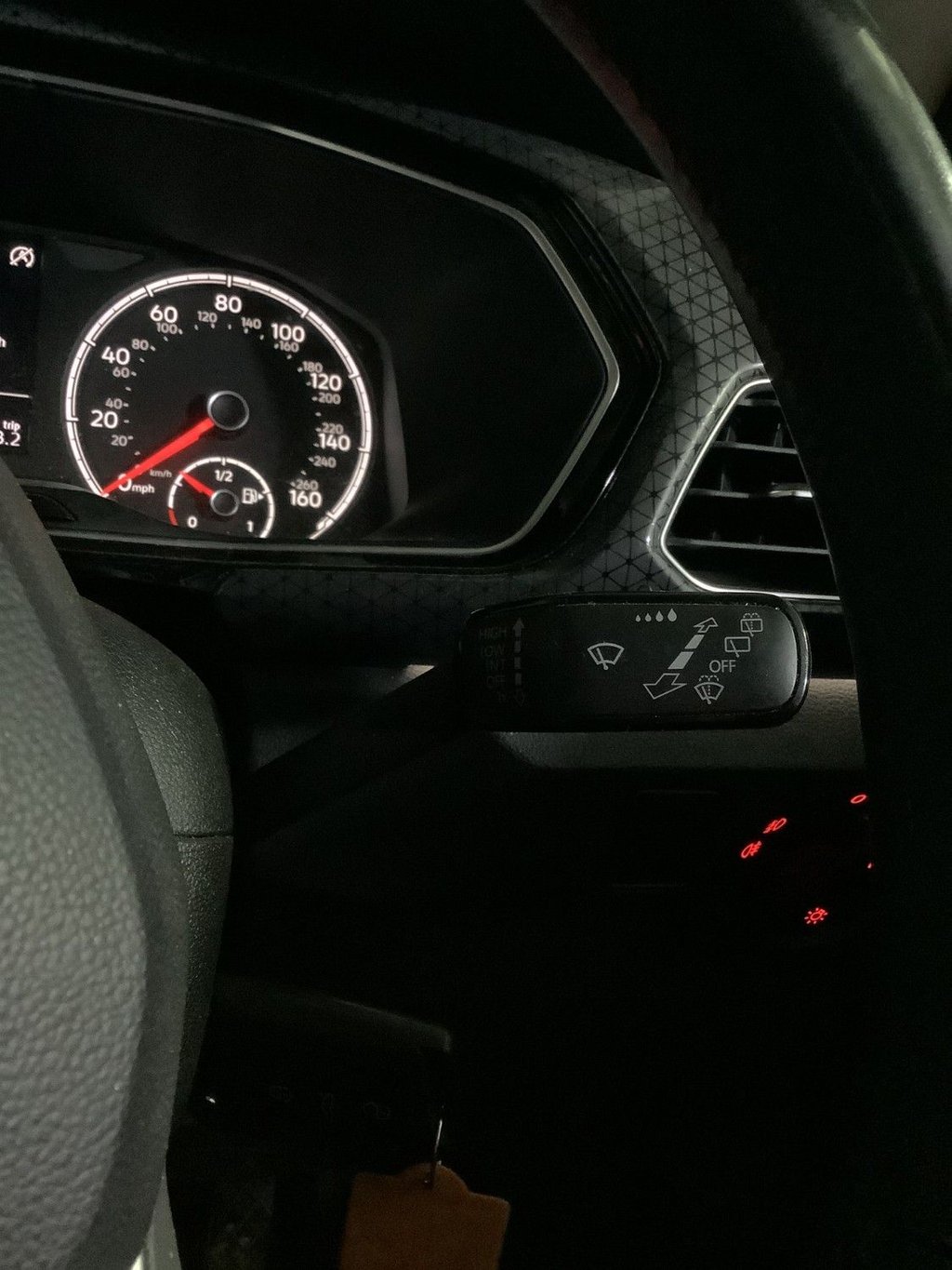 Used Volkswagen T-Cross 2020 for sale - 76604673: Photo 21