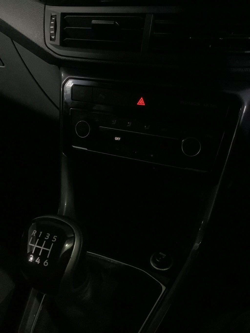 Used Volkswagen T-Cross 2020 for sale - 76604673: Photo 24