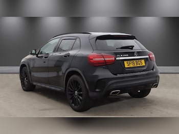 Used Mercedes-Benz GLA 2019 for sale - 78414170: Photo