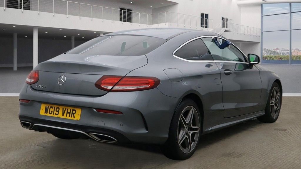 Used Mercedes-Benz C Class 2019 for sale - 77014357: Photo 10