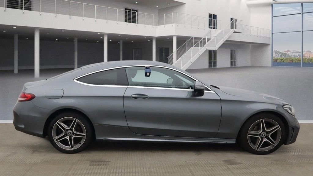 Used Mercedes-Benz C Class 2019 for sale - 77014357: Photo 11