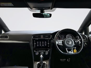 Used Volkswagen Golf 2019 for sale - 78200326: Photo