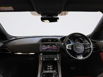 Used Jaguar F-Pace 2019 for sale - 78868240: Photo