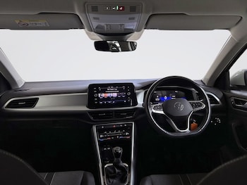 Used Volkswagen T-Roc 2023 for sale - 79072032: Photo
