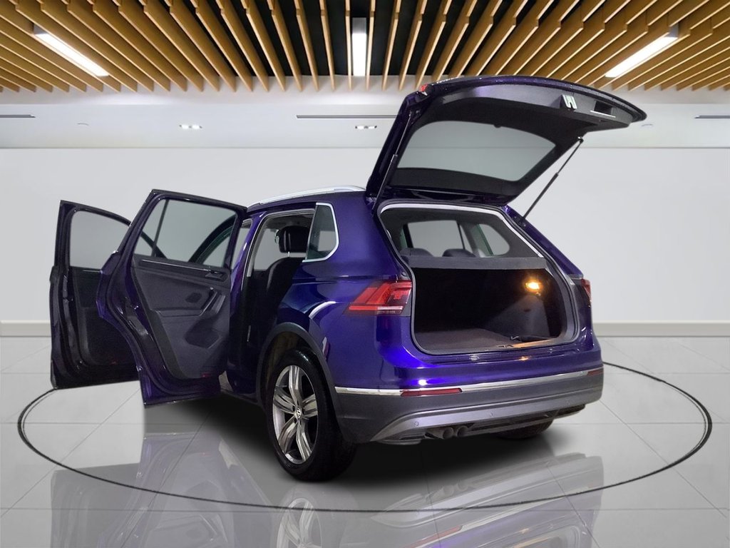 Used Volkswagen Tiguan 2019 for sale - 76520404: Photo 10