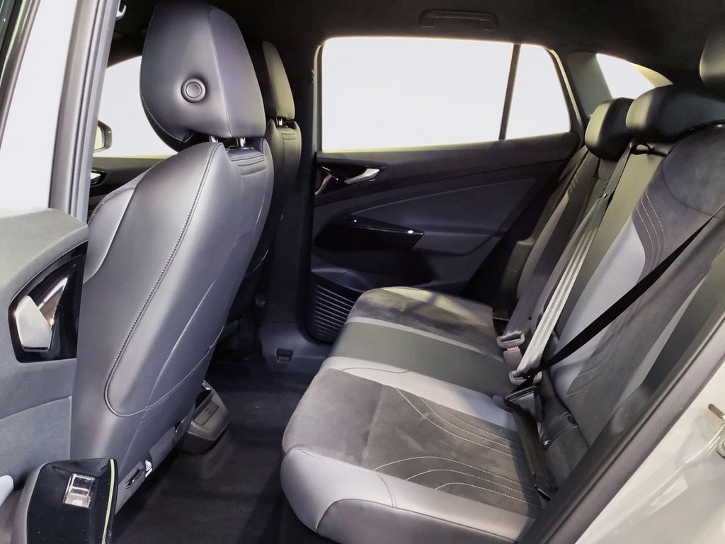 Used Volkswagen ID.4 2022 for sale - 77520853: Photo 14