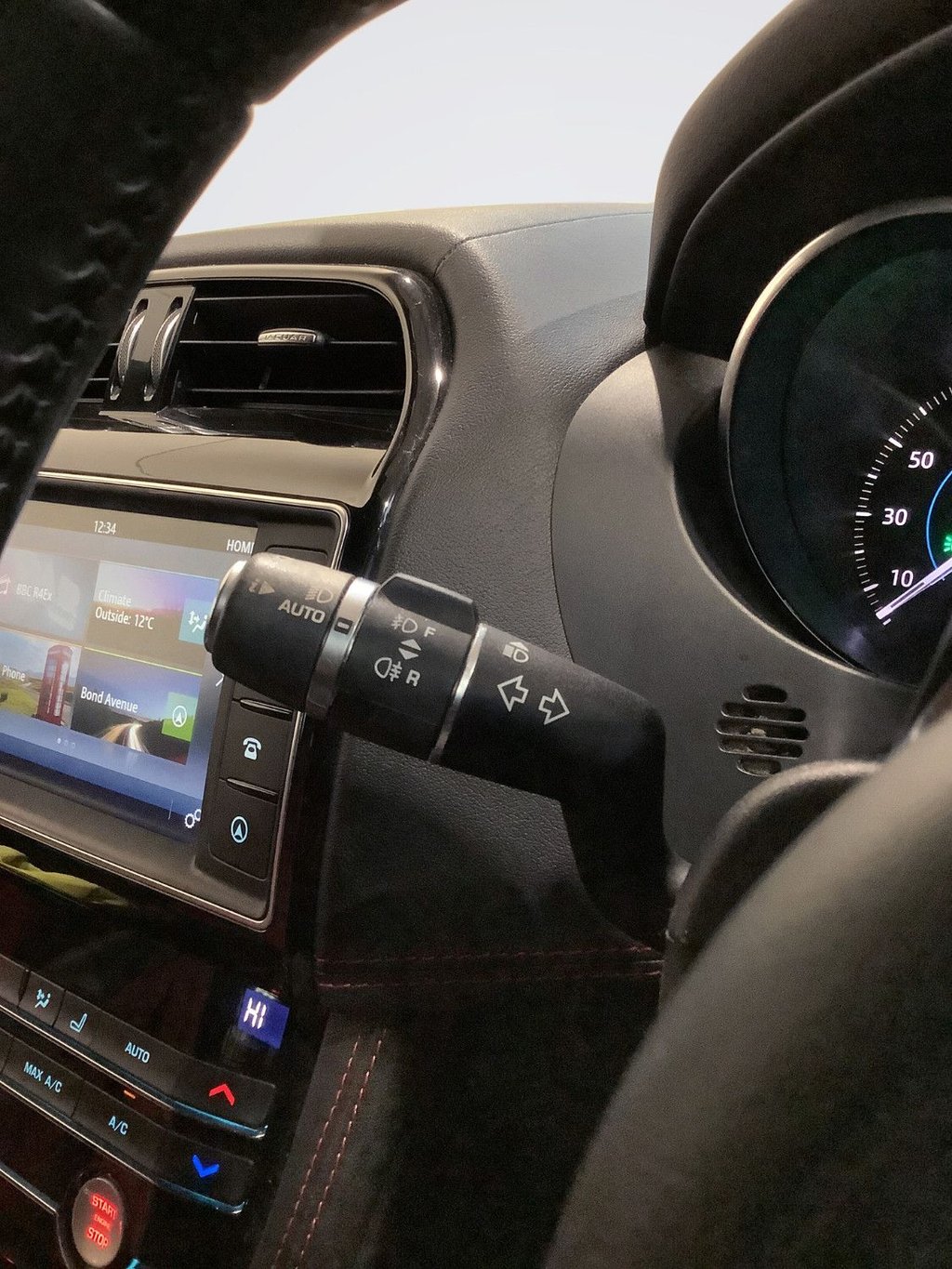 Used Jaguar F-Pace 2018 for sale - 77042595: Photo 19