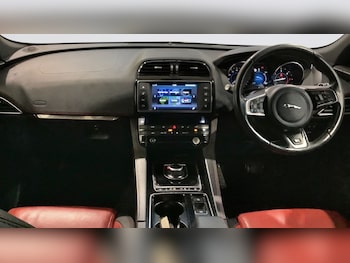 Used Jaguar F-Pace 2018 for sale - 77042595: Photo
