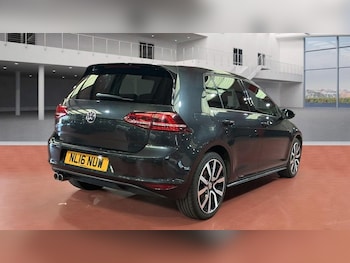 Used Volkswagen Golf 2016 for sale - 75854796: Photo