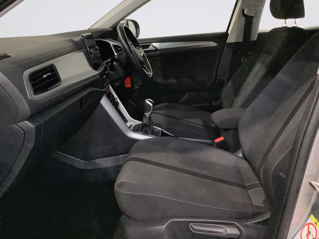 Used Volkswagen T-Roc 2023 for sale - 77394754: Photo 11