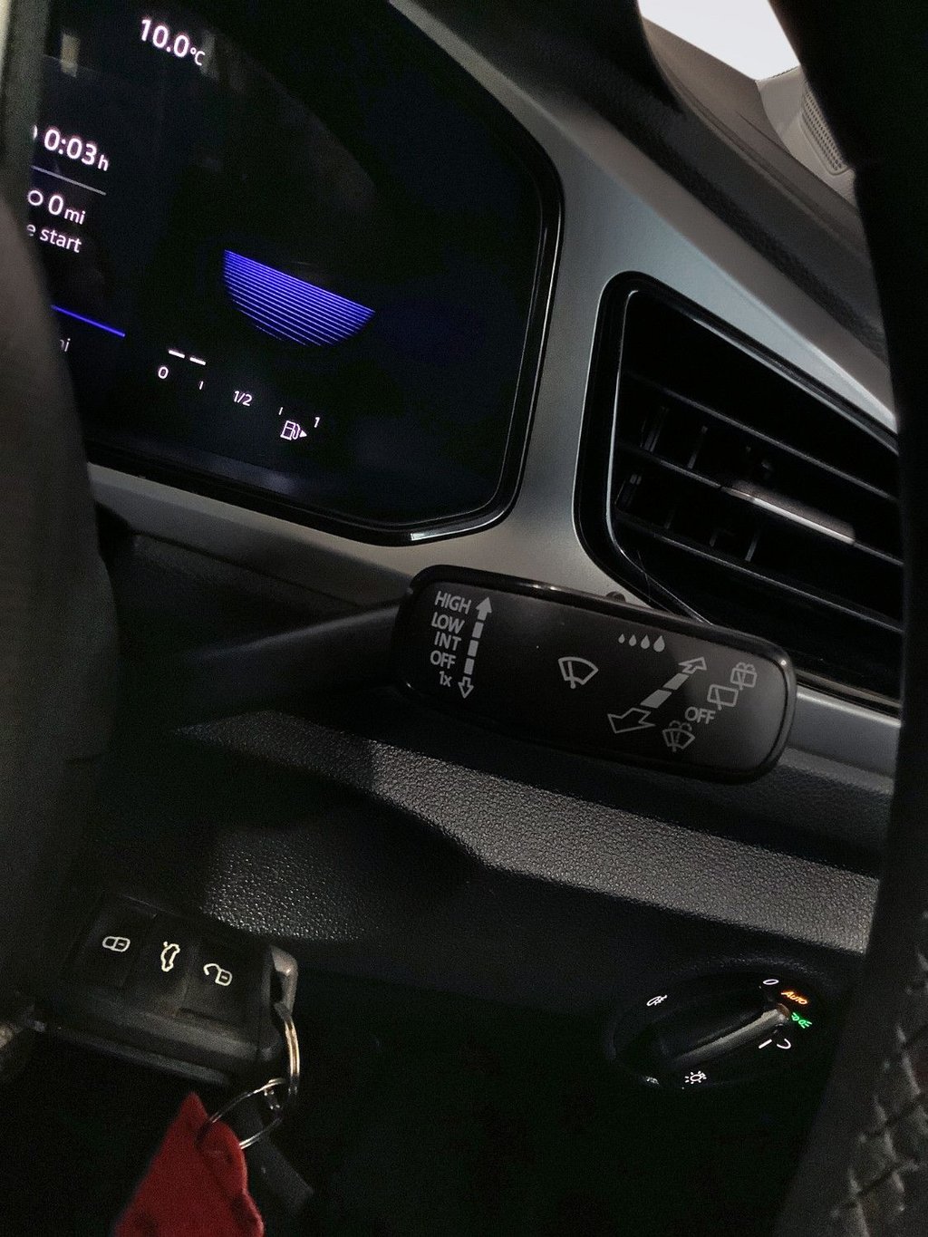 Used Volkswagen T-Roc 2023 for sale - 77394754: Photo 22