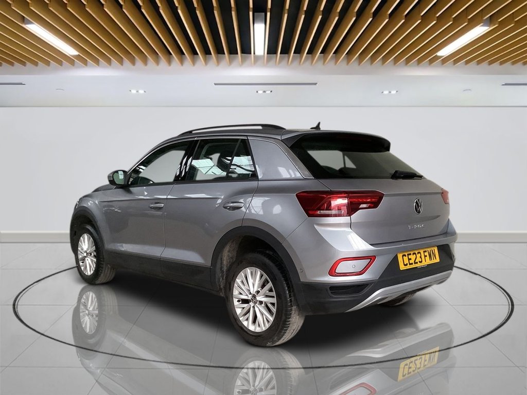 Used Volkswagen T-Roc 2023 for sale - 77394754: Photo 6