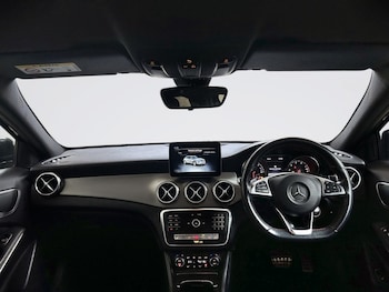 Used Mercedes-Benz GLA 2019 for sale - 78613625: Photo