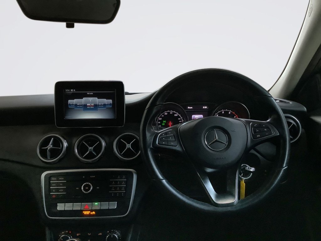 Used Mercedes-Benz GLA 2018 for sale - 78068525: Photo 15