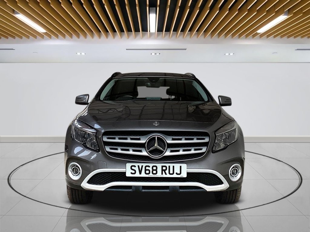 Used Mercedes-Benz GLA 2018 for sale - 78068525: Photo 2