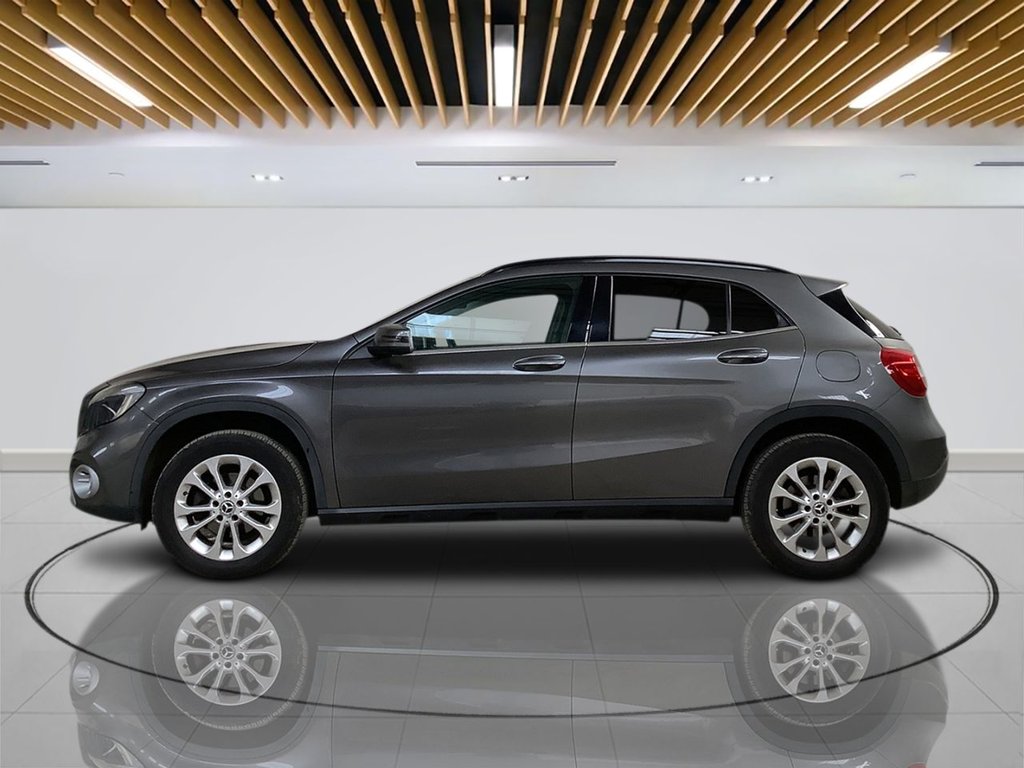 Used Mercedes-Benz GLA 2018 for sale - 78068525: Photo 5