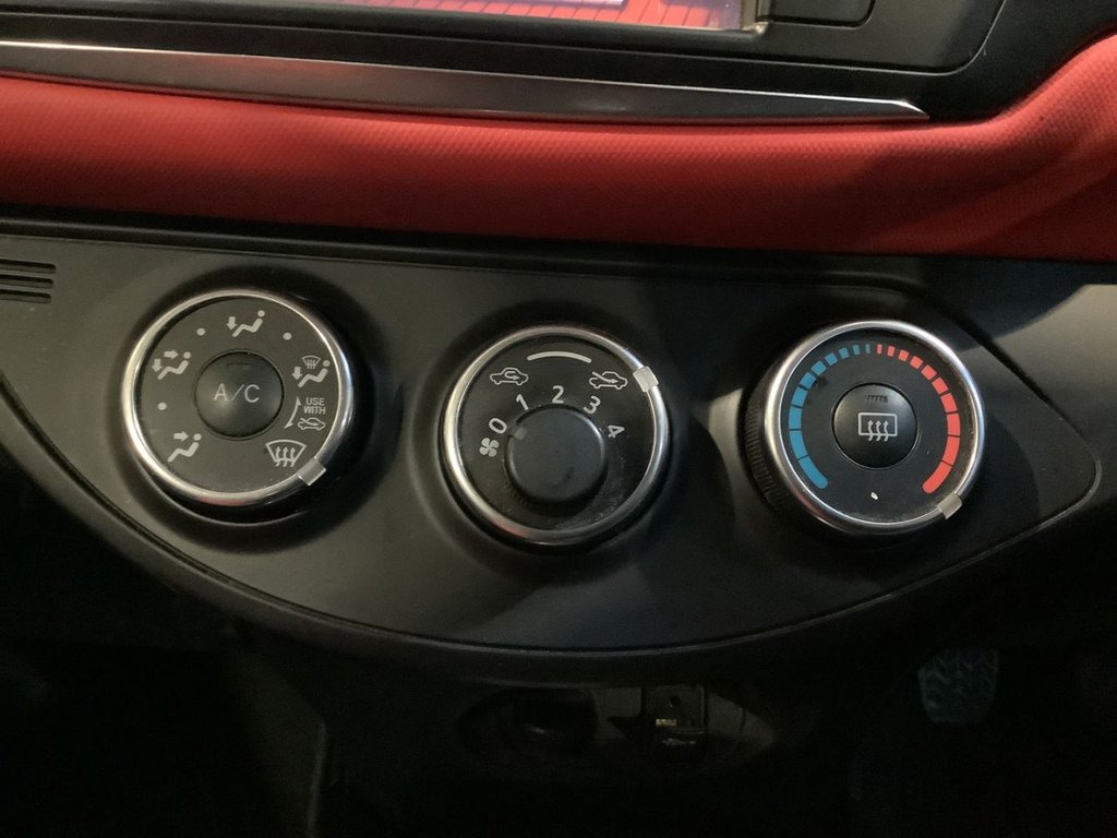 Used Toyota Yaris 2015 for sale - 76820545: Photo 21