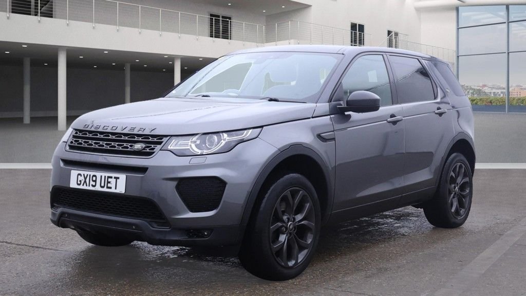 Used Land Rover Discovery Sport 2019 for sale - 76417533: Photo 2