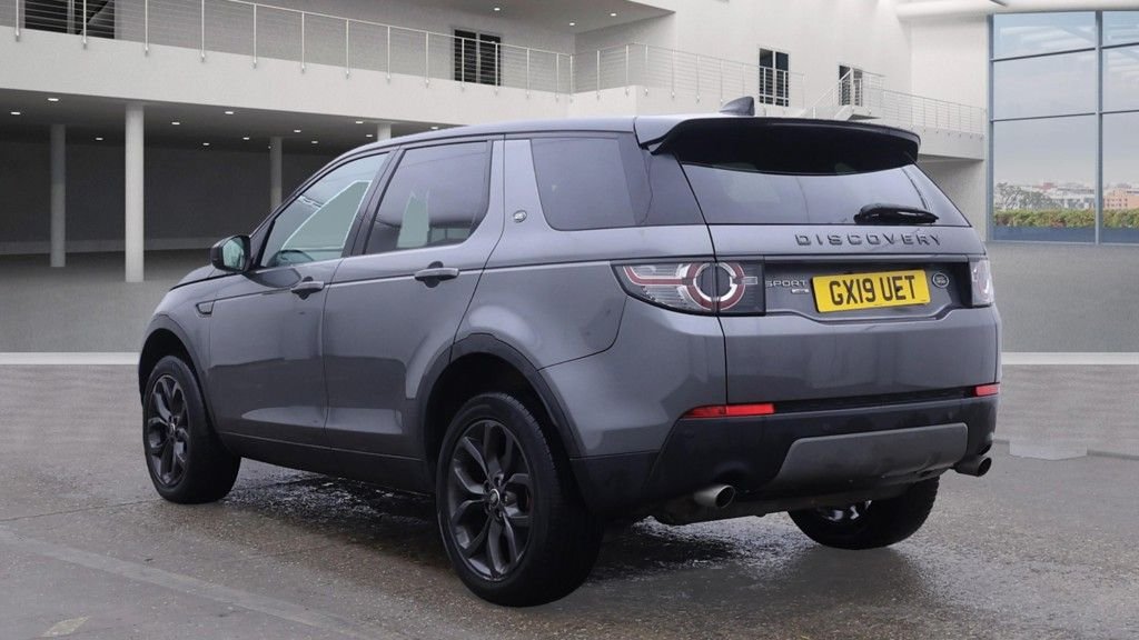Used Land Rover Discovery Sport 2019 for sale - 76417533: Photo 3