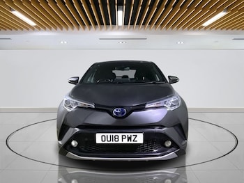 Used Toyota C-HR 2018 for sale - 76323111: Photo 2