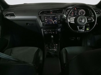 Used Volkswagen Tiguan 2017 for sale - 77755231: Photo