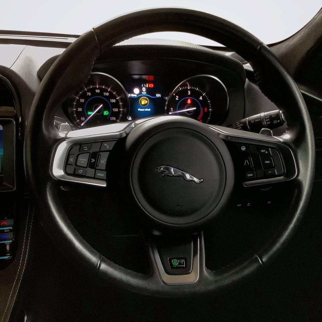 Used Jaguar F-Pace 2020 for sale - 78082336: Photo 16