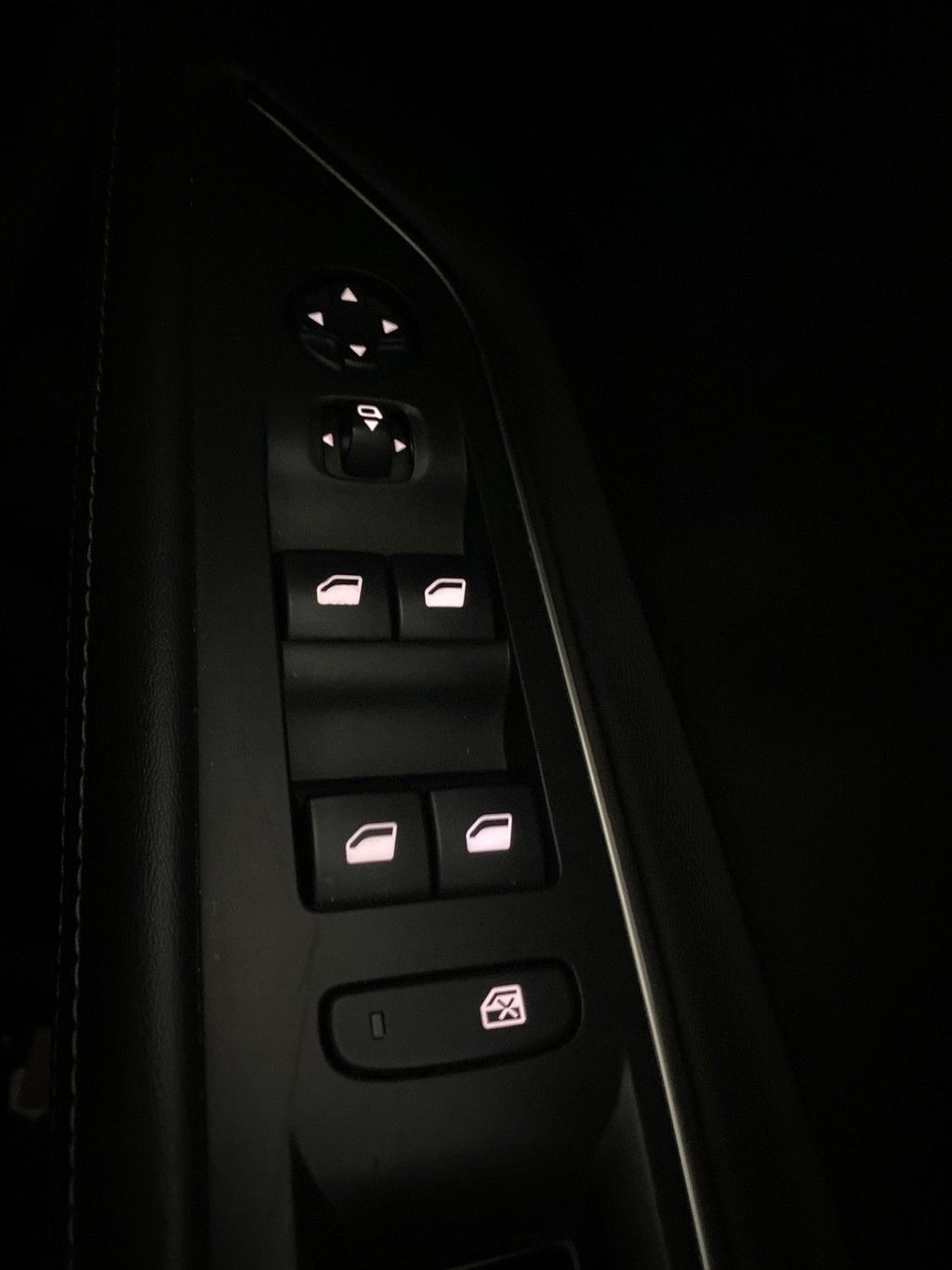 Used Peugeot 3008 2019 for sale - 76740102: Photo 30