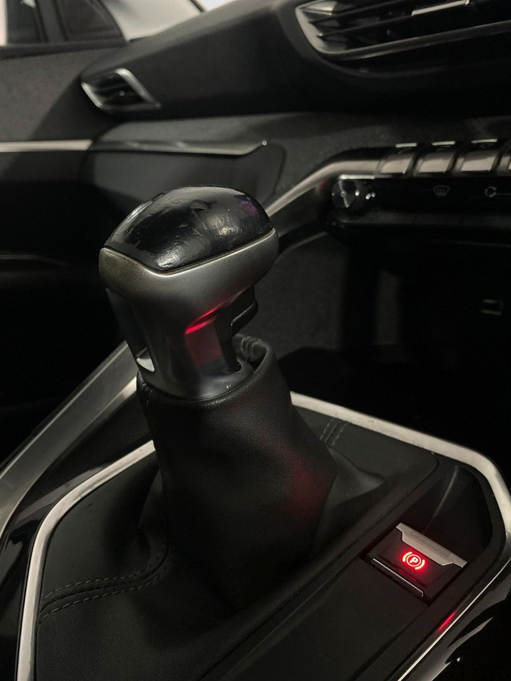 Used Peugeot 3008 2019 for sale - 76740102: Photo 31