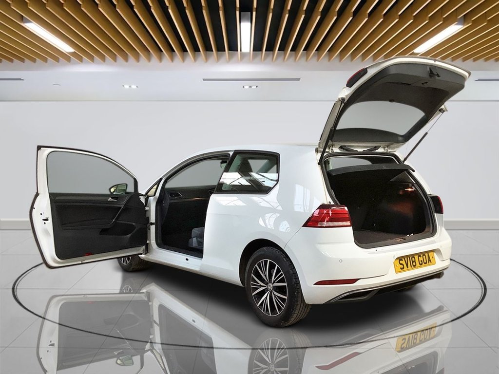 Used Volkswagen Golf 2018 for sale - 78022077: Photo 10