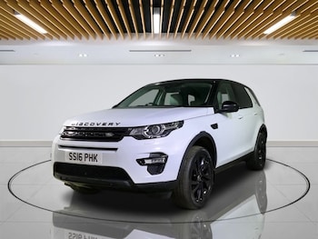Used Land Rover Discovery Sport 2016 for sale - 78688791: Photo