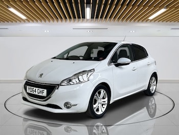 Used Peugeot 208 2014 for sale - 78431118: Photo
