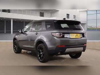 Used Land Rover Discovery Sport 2019 for sale - 76210609: Photo 3