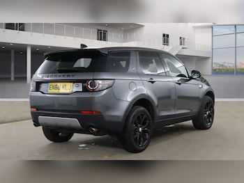 Used Land Rover Discovery Sport 2019 for sale - 76210609: Photo 4