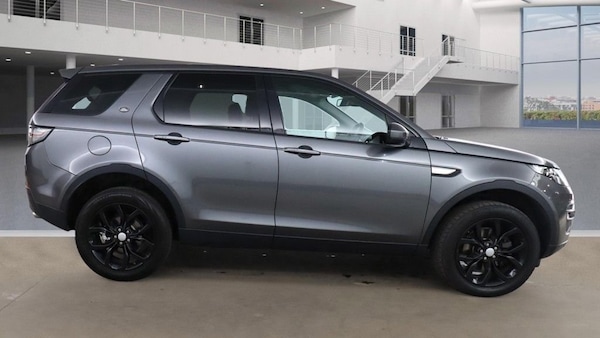 Used Land Rover Discovery Sport 2019 for sale - 76210609: Photo 5