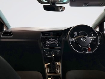 Used Volkswagen Golf 2019 for sale - 79254178: Photo
