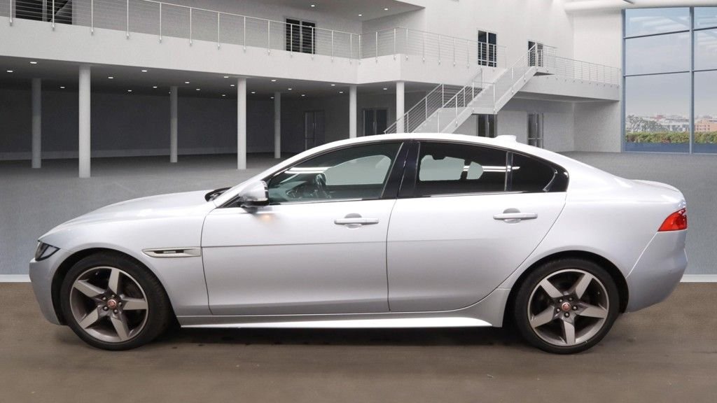 Used Jaguar XE 2017 for sale - 76482492: Photo 6