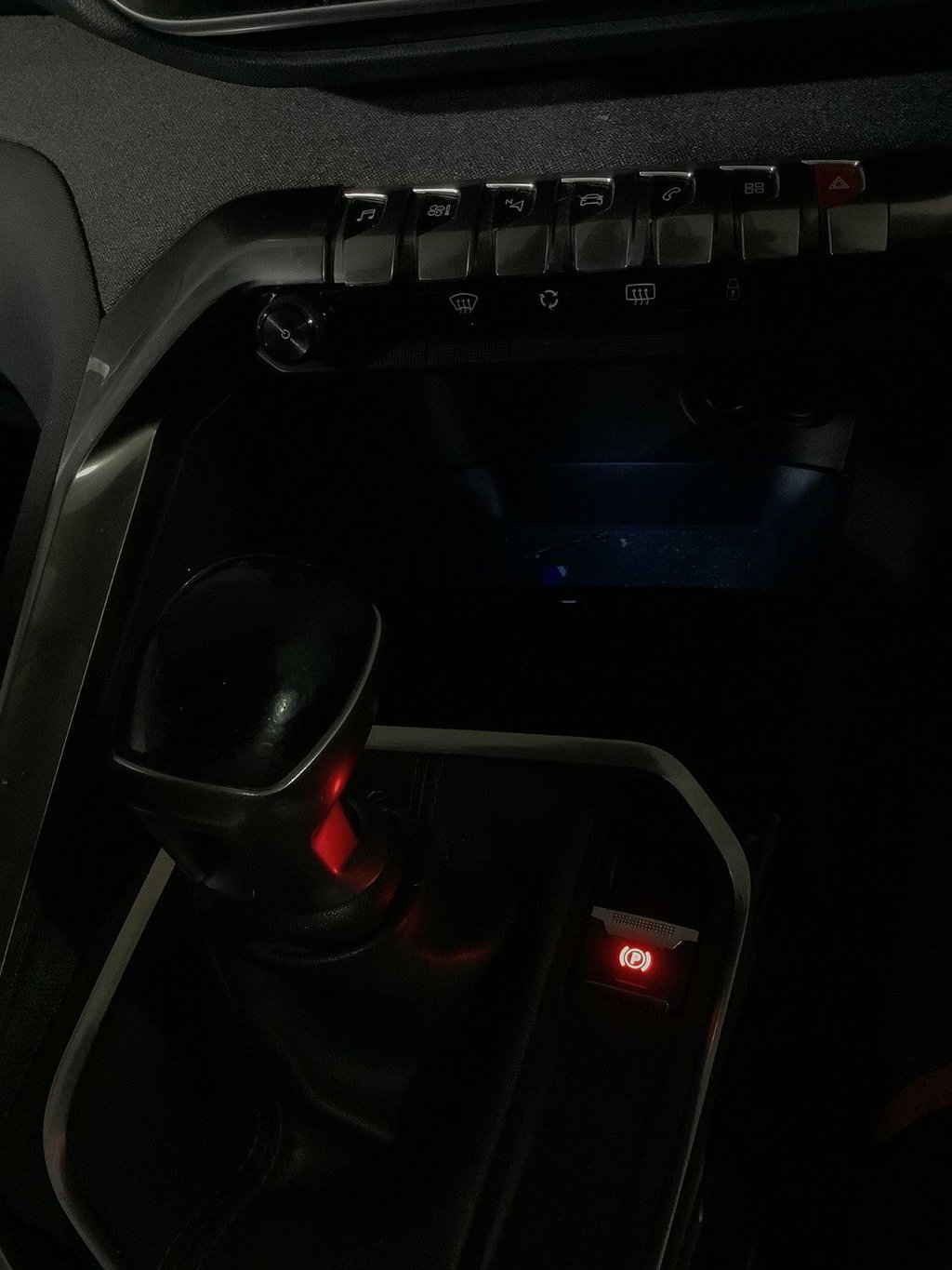Used Peugeot 3008 2018 for sale - 76092516: Photo 23